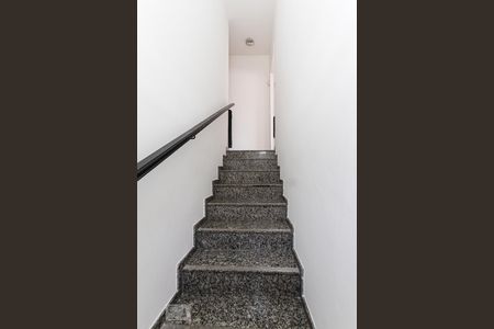 Casa à venda com 230m², 3 quartos e 4 vagas Casa à venda com 230m², 3 quartos e 4 vagasescada