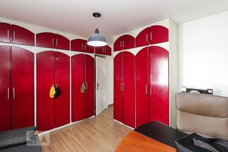 Casa à venda com 230m², 3 quartos e 4 vagas Casa à venda com 230m², 3 quartos e 4 vagasQuarto 03