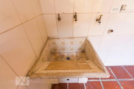 Casa à venda com 145m², 3 quartos e 2 vagasÁrea de Serviço