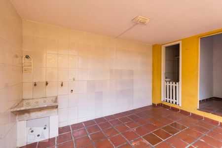 Casa à venda com 145m², 3 quartos e 2 vagasÁrea de Serviço