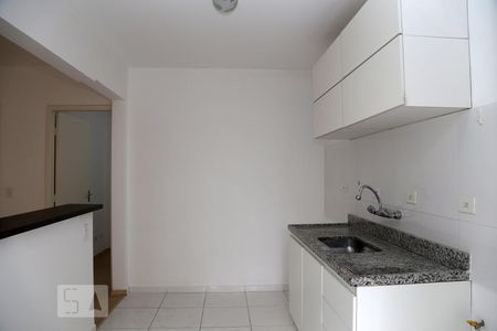 Cozinha de apartamento à venda com 3 quartos, 88m² em Jardim Maria Rosa, Taboão da Serra