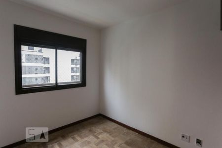 Apartamento à venda com 100m², 3 quartos e 2 vagas Apartamento à venda com 100m², 3 quartos e 2 vagasSuíte