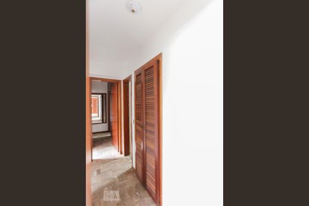 Corredor de apartamento à venda com 3 quartos, 100m² em Sumarezinho, São Paulo