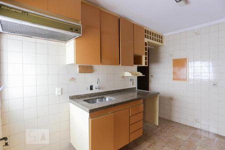 Apartamento à venda com 100m², 3 quartos e 2 vagas Apartamento à venda com 100m², 3 quartos e 2 vagasCozinha