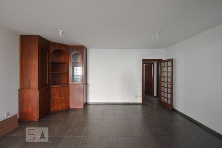 Sala de apartamento para alugar com 3 quartos, 220m² em Santo Antônio, São Caetano do Sul