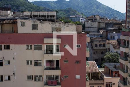 Apartamento à venda com 62m², 2 quartos e 1 vagaQuarto 02 - Janela