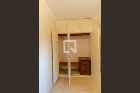 Apartamento à venda com 62m², 2 quartos e 1 vagaQuarto 01 - Armário