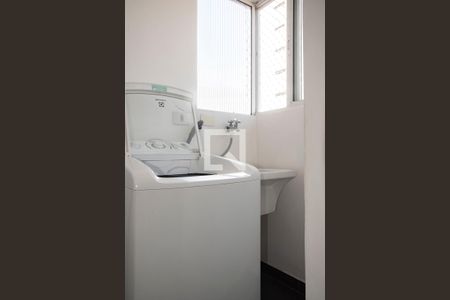 Apartamento à venda com 48m², 1 quarto e sem vagaÁrea de Serviço