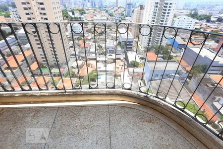 Sacada de apartamento para alugar com 2 quartos, 73m² em Vila Yara, Osasco