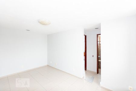 Apartamento para alugar com 60m², 2 quartos e 2 vagasSala