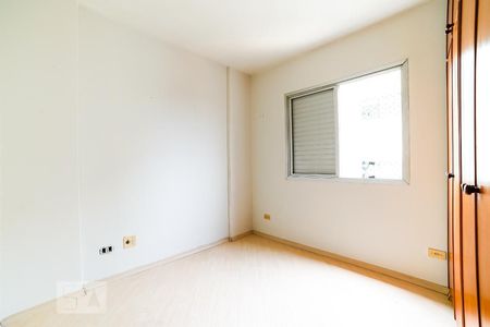 Quarto 2 de apartamento à venda com 2 quartos, 50m² em Vila Mazzei, São Paulo