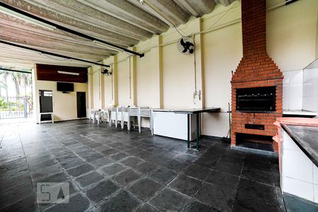 Apartamento à venda com 50m², 2 quartos e 1 vagaÁrea de Comum - Churrasqueira