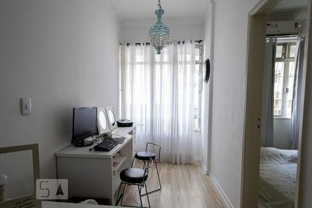 Sala de apartamento para alugar com 1 quarto, 47m² em Tijuca, Rio de Janeiro
