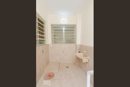 Casa para alugar com 210m², 5 quartos e 1 vagaÁrea de Serviço