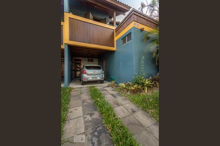 Casa de condomínio à venda com 300m², 6 quartos e 2 vagas Casa de condomínio à venda com 300m², 6 quartos e 2 vagasGaragem