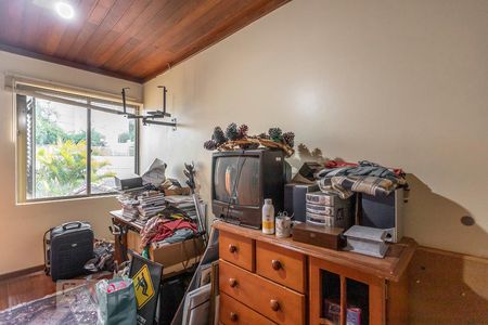 Casa de condomínio à venda com 300m², 6 quartos e 2 vagas Casa de condomínio à venda com 300m², 6 quartos e 2 vagasQuarto 3