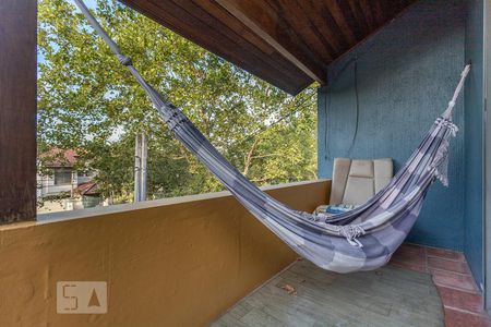 Casa de condomínio à venda com 300m², 6 quartos e 2 vagas Casa de condomínio à venda com 300m², 6 quartos e 2 vagasVaranda