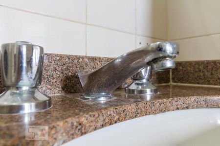 Apartamento à venda com 64m², 2 quartos e 1 vagaBanheiro Social