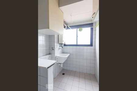 Apartamento à venda com 64m², 2 quartos e 1 vagaÁrea de Serviço