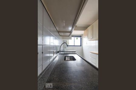 Apartamento à venda com 64m², 2 quartos e 1 vagaCozinha