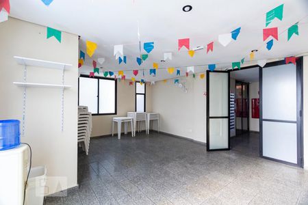 Apartamento à venda com 64m², 2 quartos e 1 vagaSalão de Festas