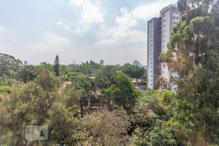 Apartamento à venda com 80m², 3 quartos e 1 vaga Apartamento à venda com 80m², 3 quartos e 1 vagaVista