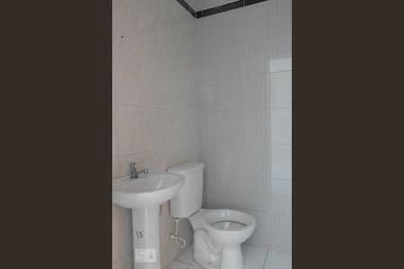 Banheiro Quarto 3 de casa para alugar com 6 quartos, 225m² em Jardim do Mar, São Bernardo do Campo