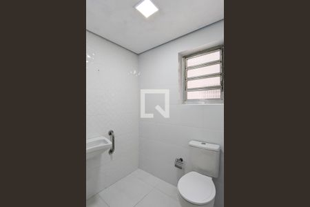 Lavabo de casa para alugar com 6 quartos, 225m² em Jardim do Mar, São Bernardo do Campo