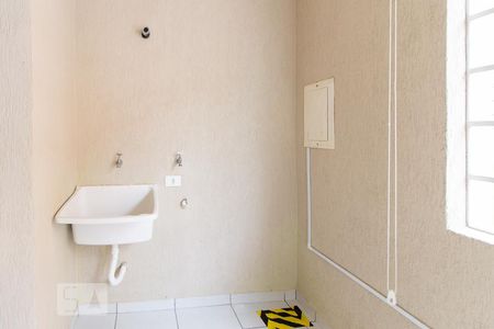 Área de Serviço de apartamento para alugar com 3 quartos, 95m² em  Bairro Bacacheri, Curitiba