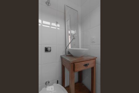 Apartamento à venda com 75m², 3 quartos e 1 vaga Apartamento à venda com 75m², 3 quartos e 1 vagaBanheiro de Serviço
