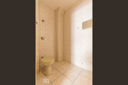 Banheiro Social de apartamento à venda com 3 quartos, 70m² em Vila Clementino, São Paulo
