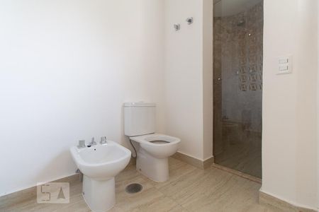 Apartamento para alugar com 260m², 3 quartos e 4 vagas Apartamento para alugar com 260m², 3 quartos e 4 vagasBanheiro do quarto 3