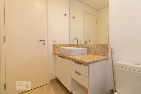 Apartamento para alugar com 260m², 3 quartos e 4 vagas Apartamento para alugar com 260m², 3 quartos e 4 vagasBanheiro do Quarto 2