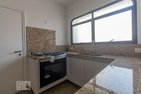 Apartamento para alugar com 260m², 3 quartos e 4 vagas Apartamento para alugar com 260m², 3 quartos e 4 vagasCozinha