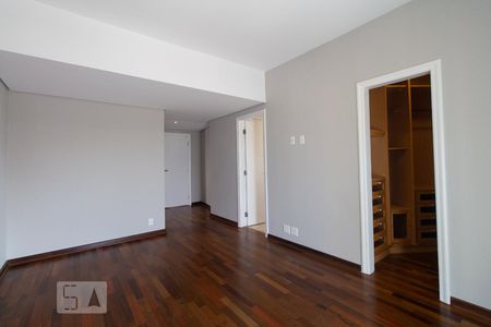 Apartamento para alugar com 260m², 3 quartos e 4 vagas Apartamento para alugar com 260m², 3 quartos e 4 vagasQuarto 3