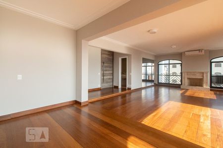 Apartamento para alugar com 260m², 3 quartos e 4 vagasSala