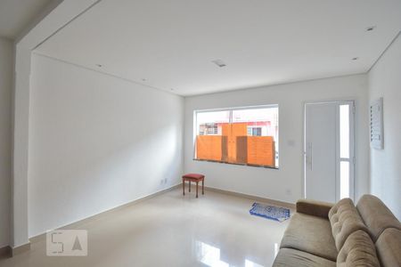 Casa de condomínio para alugar com 80m², 2 quartos e sem vagaSala