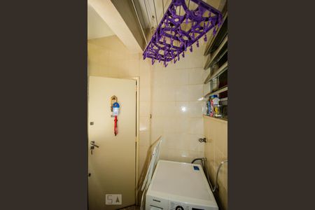 Apartamento à venda com 109m², 3 quartos e 1 vagaÁrea de Serviço