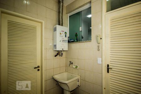 Apartamento à venda com 109m², 3 quartos e 1 vagaÁrea de Serviço