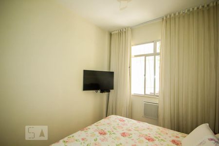 Apartamento à venda com 109m², 3 quartos e 1 vagaQuarto 2