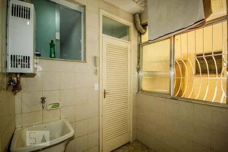 Apartamento à venda com 109m², 3 quartos e 1 vagaÁrea de Serviço