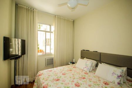 Apartamento à venda com 109m², 3 quartos e 1 vagaQuarto 2