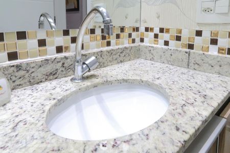 Apartamento à venda com 65m², 3 quartos e 1 vaga Apartamento à venda com 65m², 3 quartos e 1 vagaBanheiro 2