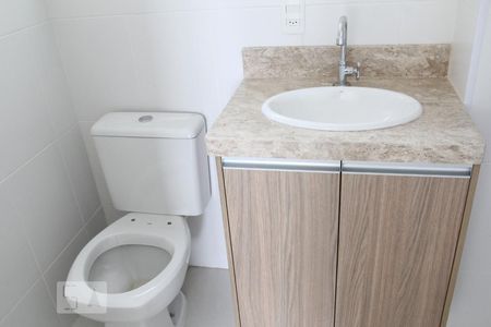Banheiro de apartamento para alugar com 3 quartos, 80m² em  Chácara Aeroporto , Jundiaí