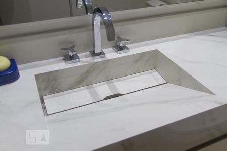 Apartamento para alugar com 49m², 1 quarto e 1 vaga Apartamento para alugar com 49m², 1 quarto e 1 vagaDetalhe do banheiro