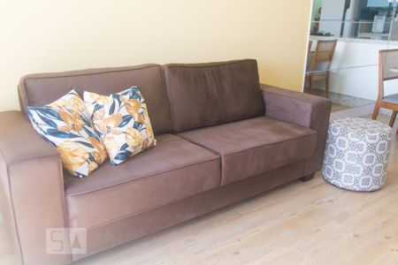 Detalhe da sala de apartamento para alugar com 1 quarto, 49m² em Bom Abrigo, Florianópolis