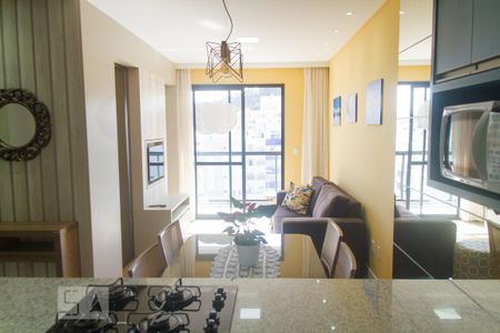 Sala de apartamento para alugar com 1 quarto, 49m² em Bom Abrigo, Florianópolis