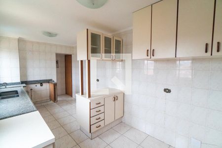 Apartamento para alugar com 147m², 3 quartos e 2 vagas Apartamento para alugar com 147m², 3 quartos e 2 vagasBanheiro Social