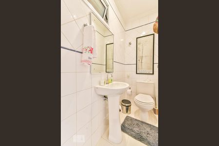 Lavabo de apartamento para alugar com 2 quartos, 102m² em Vila Pompéia, São Paulo