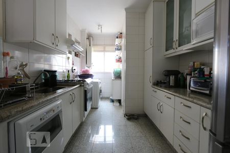 Apartamento à venda com 74m², 2 quartos e 2 vagascozinha